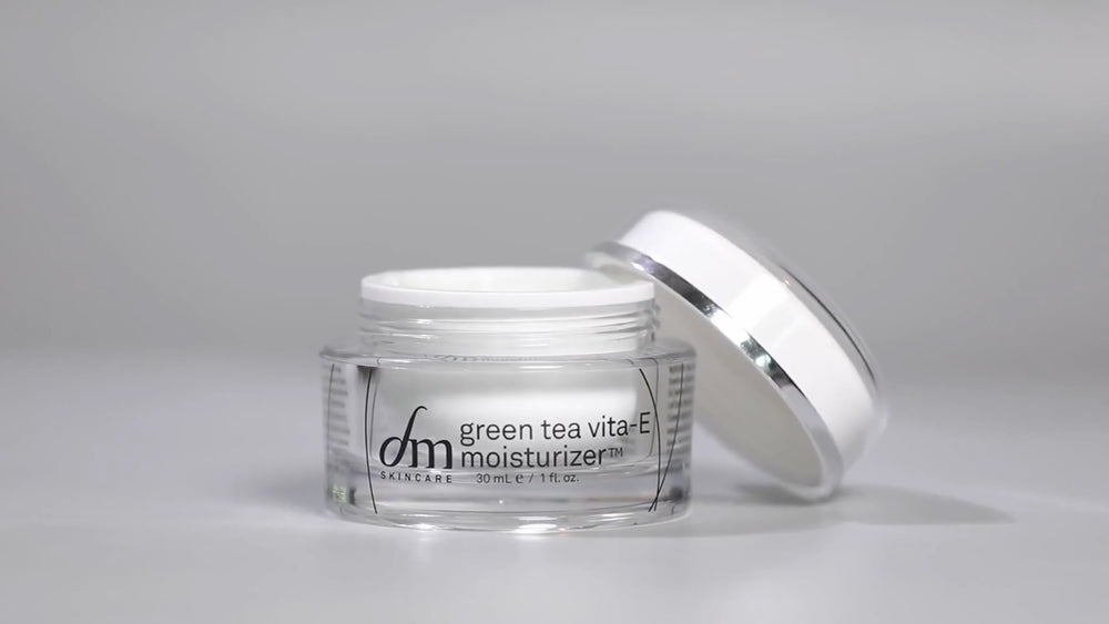 
                  
                    Load and play video in Gallery viewer, green tea vita-E moisturizer™
                  
                